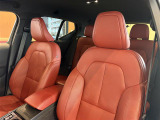 ◆LIBERALAは、輸入車選びの新たなスタイルを提案するインポート・セレクト・ブランドです。オーナー様となる方がクルマから直接感じる感性を第一にした、最良の一台との出会いをコーディネートいたします。