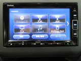 純正ギャザズメモリーナビ(VXM-214VFI) フルセグTVを装着しています。