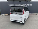 納車前に入念な点検整備をさせていただきます。もちろん全車走行距離無制限のワイド保証付きですので安心してお乗りいただけます。
