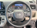 【純正革巻きステアリング】上質な革を使用することで、手にしっかり馴染みとても運転しやすいハンドルです♪