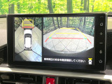 【パノラミックビューモニター】専用のカメラにより、上から見下ろしたような視点で360度クルマの周囲を確認することができます☆死角部分も確認しやすく、狭い場所での切り返しや駐車もスムーズに行えます。