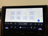 いまや必須装備「ナビゲーション」搭載!知らない場所にスイスイッとドライブ。もう、これなしではハンドルを握れませんね!でも運転中の操作は危険ですのでご注意ですね☆