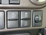 アイドリングストップ機能がついているので、停車時にエンジンを止めて燃料消費を抑えます。環境にもお財布に優しいですね♪