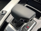 ●シフトノブの使用感も少なく、良好な状態です。
