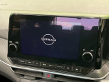 【純正9型ナビ】人気の純正ナビを装備しております。ナビの使いやすさはもちろん、オーディオ機能も充実!キャンプや旅行はもちろん、通勤や買い物など普段のドライブも楽しくなるはず♪