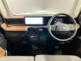 運転席の見晴らしのよさで右折時に気になる斜め方向も良く見えるので安心して運転できます