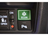 ECONスイッチの効果とあなたの運転で、クルマと力をあわせ「燃費向上=ガソリン代の節約=CO2 削減」のチャレンジをお楽しみください。