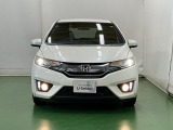 高効率なエンジンをモーターがアシストして走行中の燃費消費を抑えるハイブリッド。停車中もアイドリングストップにより燃費消費と排出ガスをなくします。