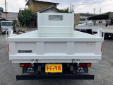 外装メッキ架装から内装の電動品・荷台の架装まで様々な要望を承っております☆