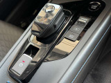 SPORT、ECO、NORMALの3種類のドライブモードを設定☆SPORTモードでは、より力強い加速感☆前後の動きのみで操作できる新デザインの電制シフト☆スイッチ式のパーキングです☆