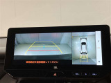 『バックモニター』を装備!駐車の際の、サポートツールとしてとっても便利!駐車が苦手な人、バックに自信がない人、だけでなく、皆さんに便利!でも、それだけに頼るのは危ないですね。