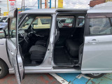 当店では、自社で仕入れした厳選車両を、多数展示しております。リーズナブルなお車を多数在庫しております。掘り出し物を探しにいらしてください。
