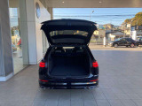 高年式、少走行距離の GOLF VARIANT TDI R-LINE PLATINUM EDITION 入荷しました!ボディーカラーはディープブラックパールエフェクトです。