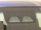 安心装備のスマートアシスト付きです☆ フロントガラス上部のステレオ式カメラで安全運転をサポートしてくれます☆