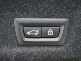 BMWライフをさらに素晴らしいものにするために、BMWカードもご用意しております。ご利用金額1,000円ごとに1ポイントたまります。BMW正規ディーラーでのご利用につきましてはポイントが2倍になります。