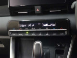 オートエアコンを装備しております!自動で調整してくれますので、車内も快適です☆