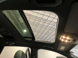 弊社はすべて正規認定中古車です。それは、世の中に存在する数ある中古車の中でも、メルセデス独自の厳しい基準をクリアした高品質な中古車です。