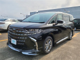 アルファードの登録済未使用車です。モデリスタフルエアロ装備