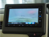 ◆バックカメラ◆リバースにするだけで映ります、後方の安全確認や、狭い駐車場での車庫入れ、雨の日や夜間など視界の悪い時に便利です!安全にバックする為には欠かせない装備です。