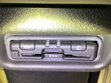 高速道路のご利用時にとても便利なETC車載器付。利用には車両情報を登録する「セットアップ」が別途必要です。