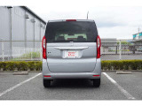 Honda SENSINGとは衝突を予測してブレーキをかけたり、前のクルマとちょうどいい距離でついていったりできる多彩な安心、快適機能を搭載した先進の安全運転支援システムです。