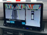 ■マルチビューカメラシステム■車両の前後と左右のドアミラーに計4台のカメラを搭載!上空から見下ろしたような視界などの数種類のビューをご用意し、ドライバーの死角を減らして運転負荷を軽減いたします