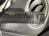 【オートライト(AUTO)】外の明るさをシステムが感知して、自動でヘッドライトが点灯します!ヘッドライトをつけ忘れを防ぐ便利機能です。