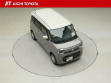 両側パワースライドドア付きだから、狭い駐車スペースなどでの乗り降りラクラク♪小さなお子さまのいるご家庭には嬉しい装備です。