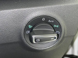 LEDマトリックスヘッドライト&rdquo;IQ.LIGHT。LEDを精密に制御して照射します。
