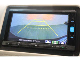 バックカメラが装備されており、後方の安全確認はもちろんのこと狭い場所での駐車や雨の日・夜間など視界の悪いコンディションでのストレスの軽減にもなります!