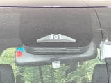【トヨタセーフティセンス】走行中に前方の車両等を認識し、衝突しそうな時は警報とブレーキで衝突回避と被害軽減をアシスト。より安全にドライブをお楽しみいただけます。