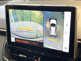 【パノラミックビューモニター】専用のカメラにより、上から見下ろしたような視点で360度クルマの周囲を確認することができます☆縦列駐車や幅寄せ時に活躍してくれます♪