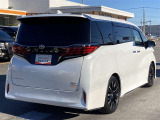 展示されているお車は全台1年間のトヨタロングラン保証が付いて参ります。最長3年間の保証をお付けすることも可能ですので、どのエリアに住むお客様でも安心して保証をお受けすることができます!