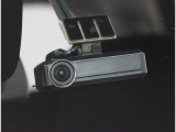 ドライブレコーダー装備!走行中は常時録画を行っているので、万が一の際の映像記録や旅の思い出としても映像を記録してくれます!