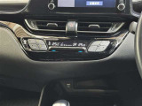 ●デュアルオートエアコン●!運転席と助手席で、それぞれお好みに合わせて温度設定が行えます♪