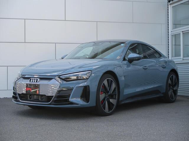 e-tron GT クワトロ 4WD 