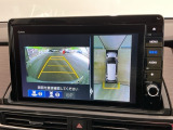 【マルチビューカメラ】周囲の状況を多彩なビューでナビ画面に表示します。駐車場や見通しの悪い交差点での安心感を高めます♪