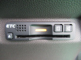 今や標準装備になりつつあるETC車載器も装着されております。料金所を通過するときも楽々です。