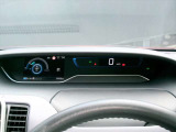 メーターに、様々な車両情報を表示してくれる、ディスプレイがついています。