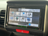 ナビゲーション目的地設定画面で御座います。大きなUIで操作が簡単です!