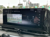 ドライブレコーダーの映し出す画像がナビのディスプレイに映し出されます。