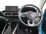 運転席のハンドル・シートは高さ調整が可能です
