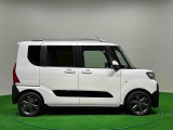 ドアは約90度に開くので荷物も積み込みやすく、乗り降りもしやすい♪ アウトドアで楽しく快適に過ごせる工夫がいっぱいです♪♪