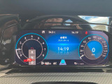 早くもGOLF VARIANT ETSI R-LINE PLATINUM EDITION 入荷しました!ボディーカラーはオリックスホワイトマザーオブパールエフェクト