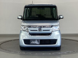 LEDヘッドライトを装備しています。LEDヘッドライトはとても明るく、雨の日や夜間走行も安全・安心です。