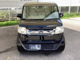 お客様に安全で快適なカーライフをお送りいただくために、中古車にも高いレベルの品質基準を設け、その基準に従って、全ての中古車について納車前整備を実施しています。