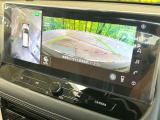 【アラウンドビューモニター】専用のカメラにより、上から見下ろしたような視点で360度クルマの周囲を確認することができます☆縦列駐車や幅寄せ時に活躍してくれます♪