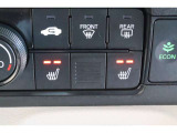 シートヒーター装備付き車!!座席に埋め込まれた電熱線によりシートを暖めることが出来る装備で、温められたシートは、寒い冬には最適です!!