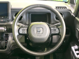 【ステアリングスイッチ】運転中、前方から目線をそらすことなく、オーディオ等の操作が可能な便利機能!安心&快適なドライブを演出してくれます♪