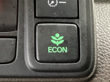 ★ECONスイッチ★ エコドライブを加速しよう!スイッチをONにすると、運転の仕方によるロスを抑え込み燃費をよくするようクルマが頑張ります(*^ー^*)燃費向上にチャレンジ♪